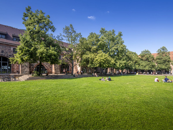 Marstall_Innenhof_6497.jpg